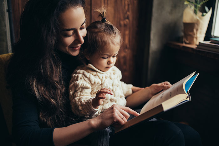 Featured image for “How Bedtime Stories Help with Routine and Bonding According to the American Academy of Pediatrics”